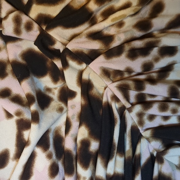 J. Lo Animal Print Ruched Sides 3/4 Sleeve Dress - Picture 10 of 17